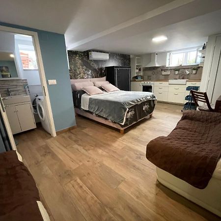 זאדאר Studio Pod Room, Free Parking מראה חיצוני תמונה